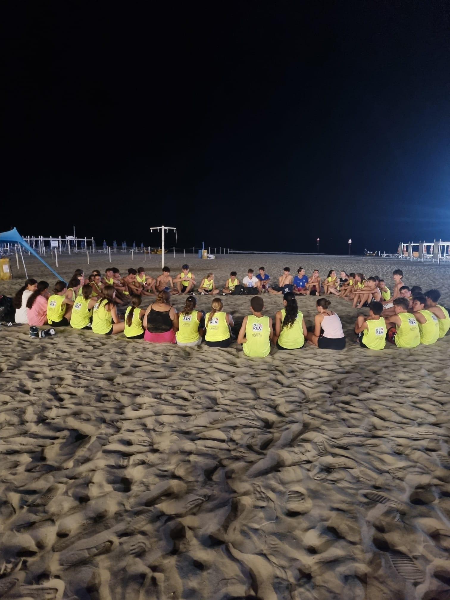 Ragazzi in spiaggia al My Beach Camp